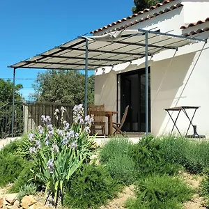 https://logement-indpendant-quartier-calme-haut-var.fr-provencehotel.com